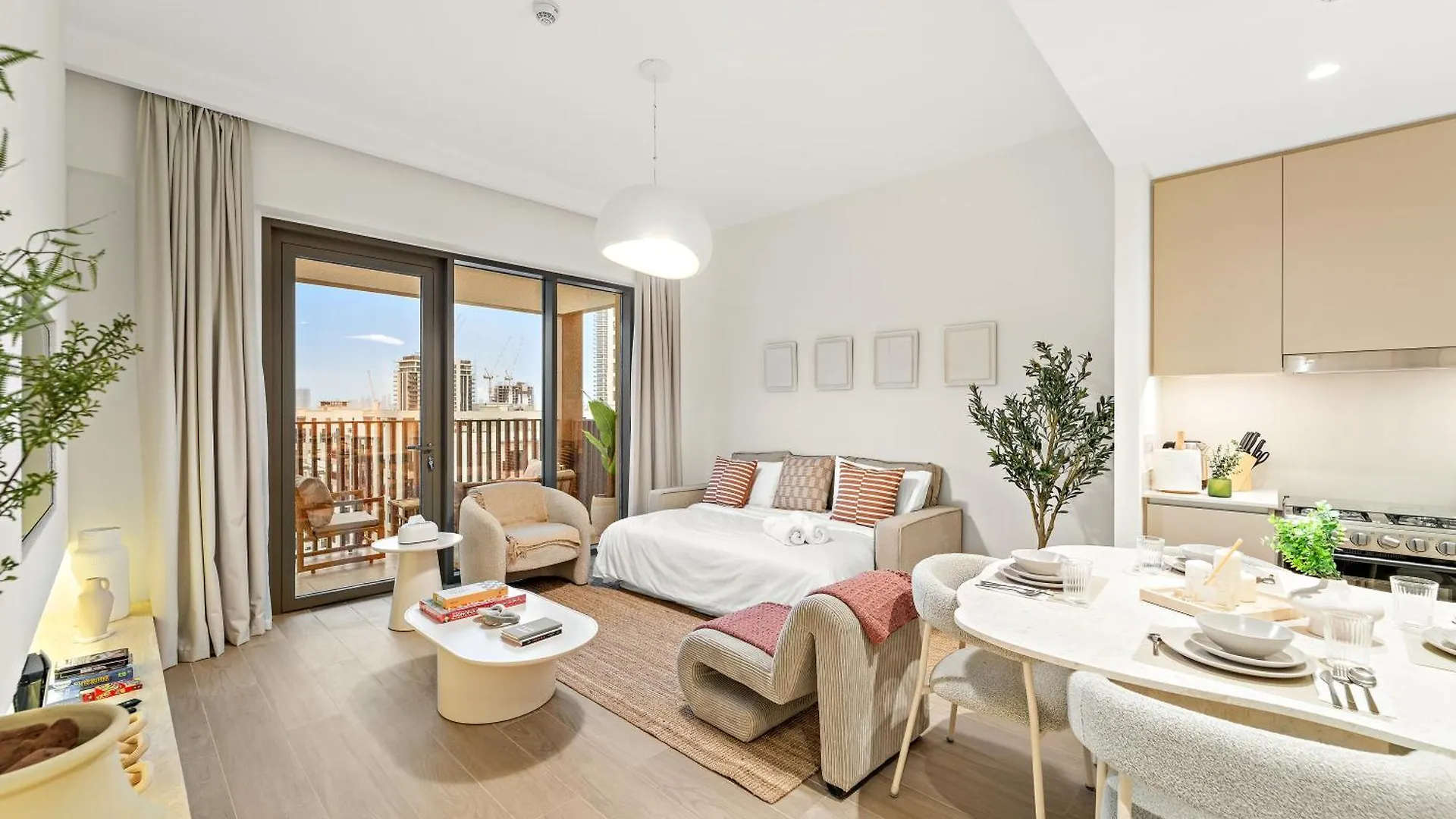 Luxe 1Br In Orchid Creek With Balcony Pool & Gym Apartment Dubai