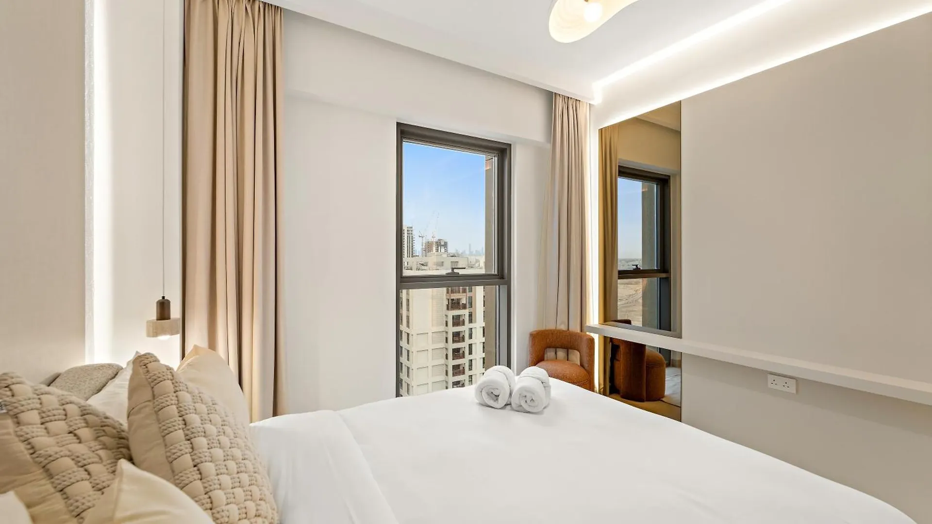 Luxe 1Br In Orchid Creek With Balcony Pool & Gym Apartment Dubai