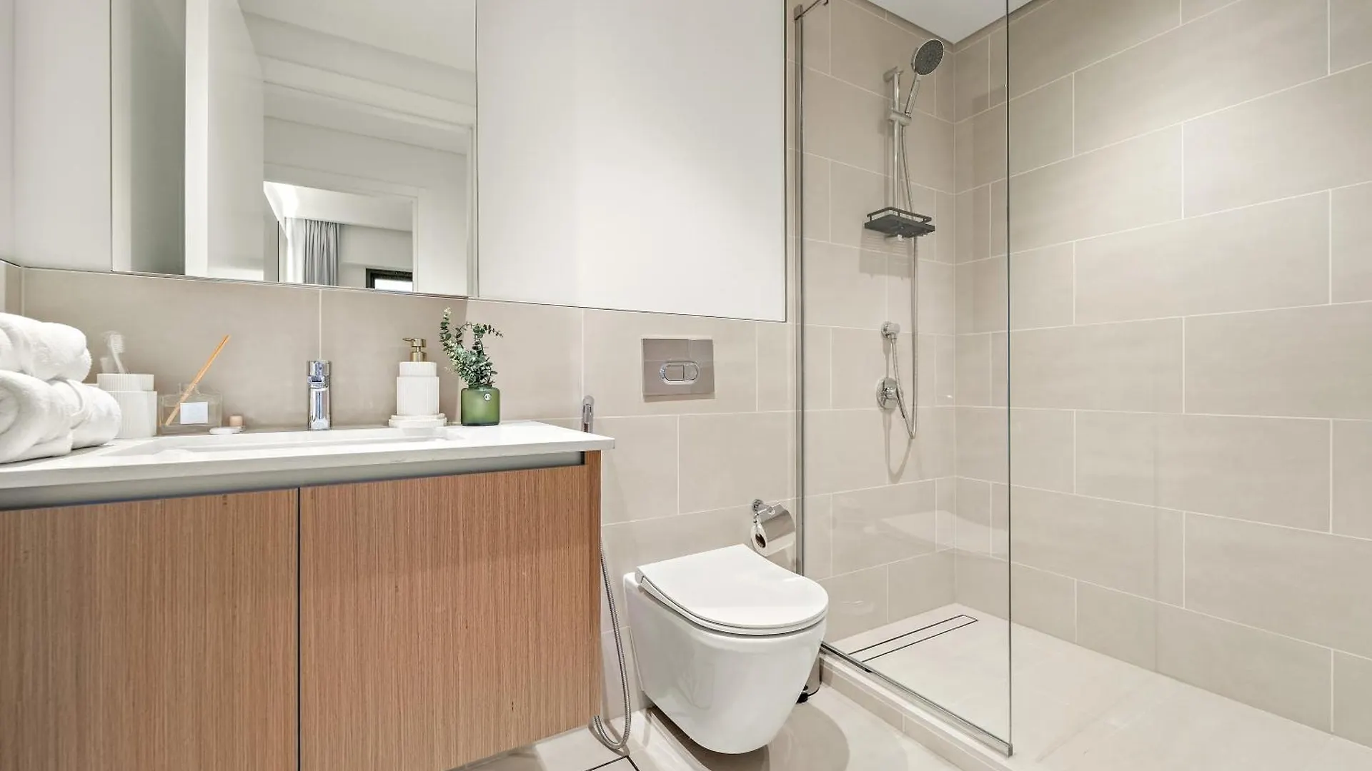 Luxe 1Br In Orchid Creek With Balcony Pool & Gym Apartment Dubai